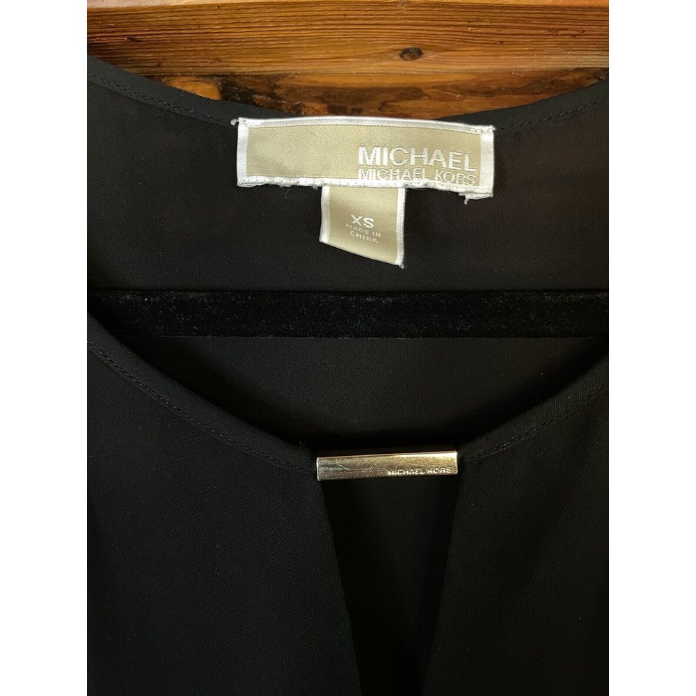 Michael Kors Semi-Sheer Sleeveless Cross Front Black Blouse‎ Size XS - Picture 2 of 5